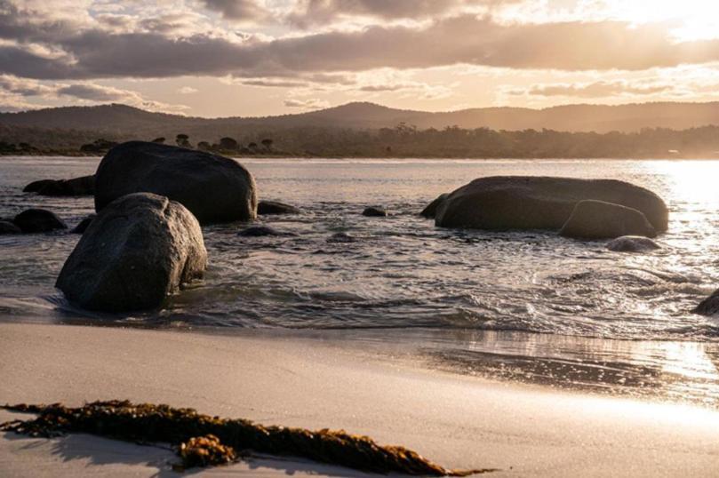 Bella Costa - Bay Of Fires Beach House Binalong Bay Bagian luar foto